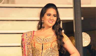 Films can wait, Saif- Amrita’s daughter Sara shines on ramp for now